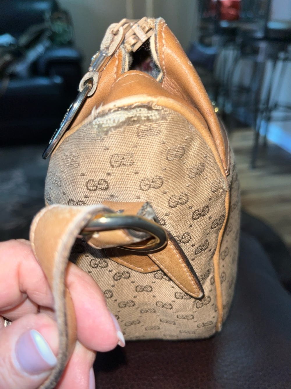 EUC Authentic Vintage Gucci Micro GG Monogram Canvas and leather Handbag plus - Picture 8 of 15